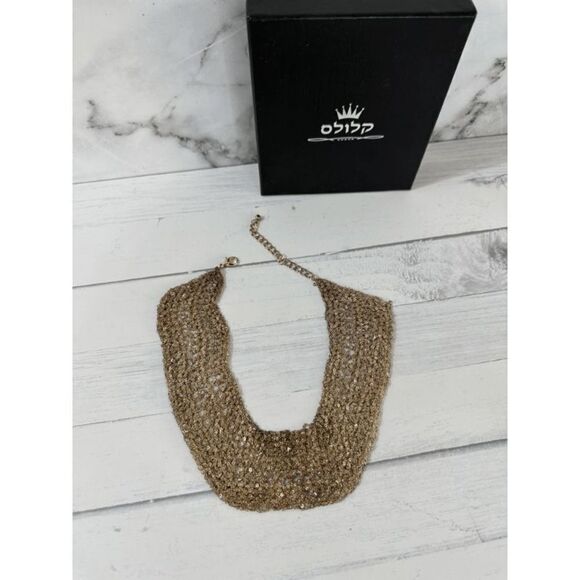 Crocheted chainmail bib necklace, Cleopatra Gold Mesh Collar Necklace - Picture 10 of 12